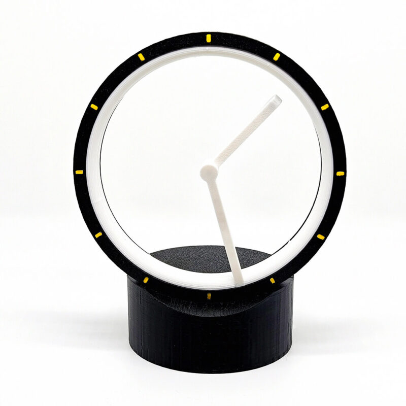 BoltlessTime Hollow Clock Front